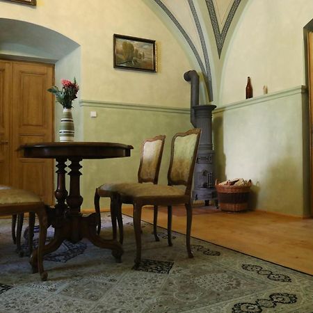 Historicke Apartmany Zelenohorska Posta Nepomuk Kültér fotó