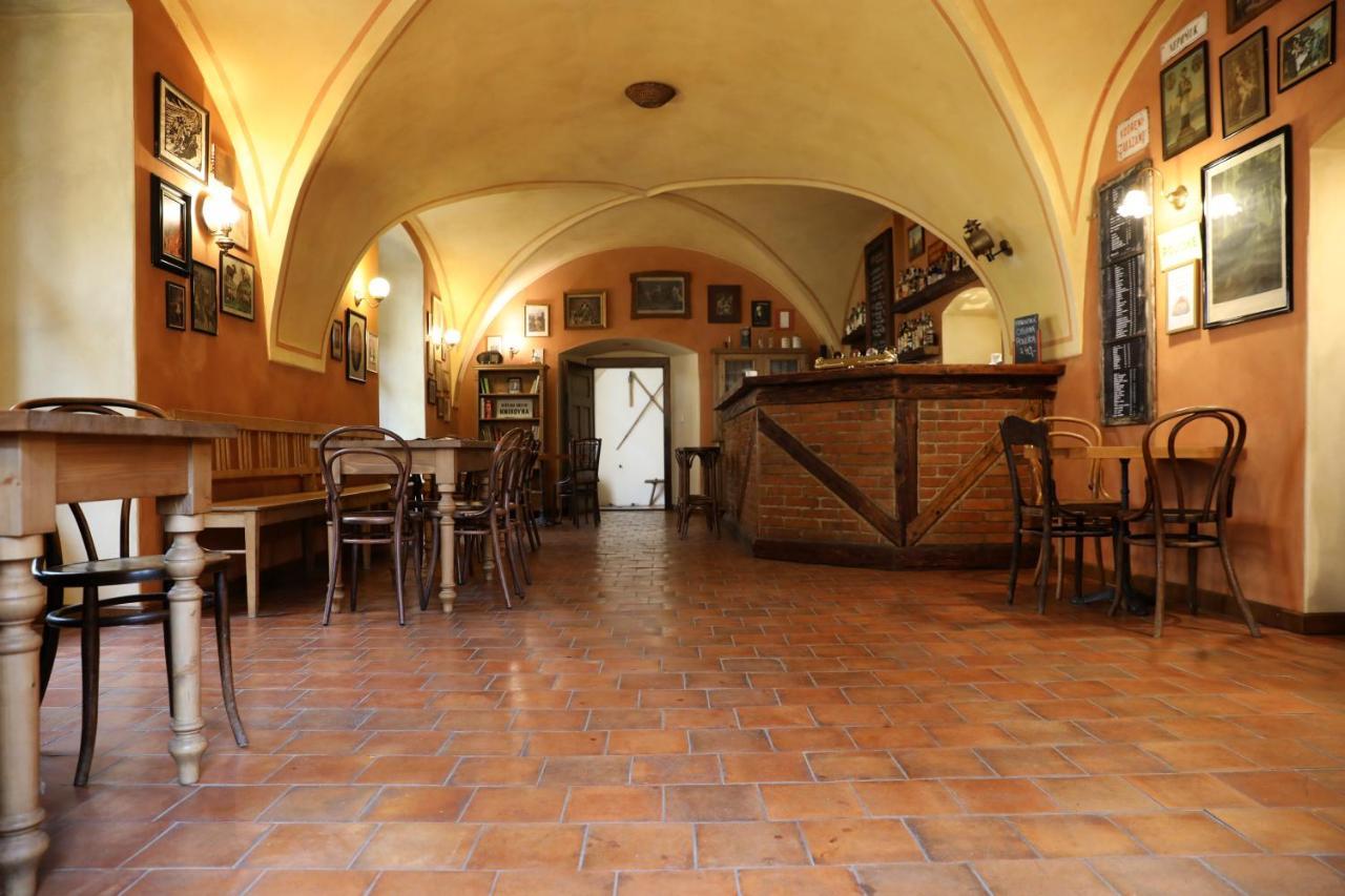 Historicke Apartmany Zelenohorska Posta Nepomuk Kültér fotó