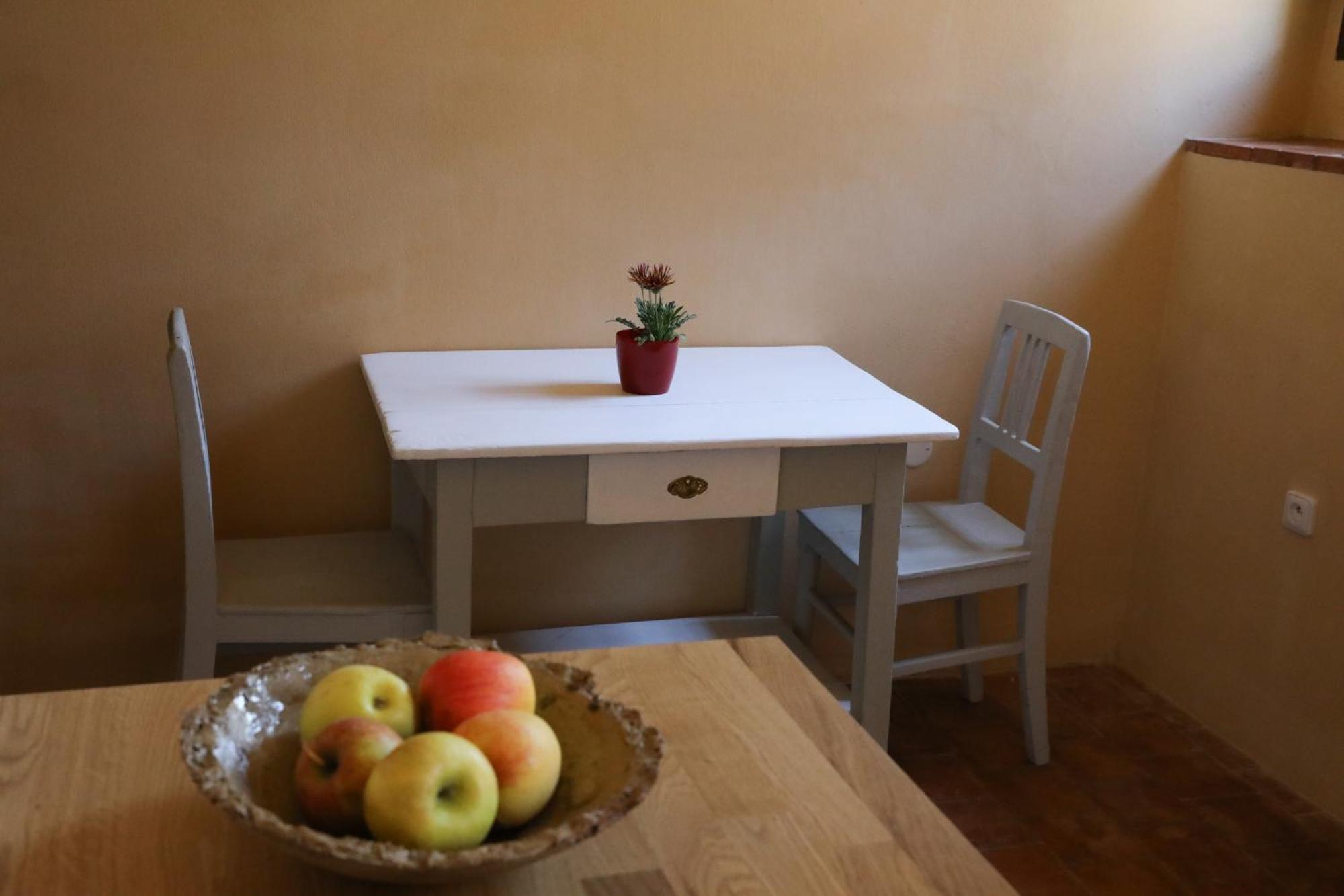 Historicke Apartmany Zelenohorska Posta Nepomuk Kültér fotó